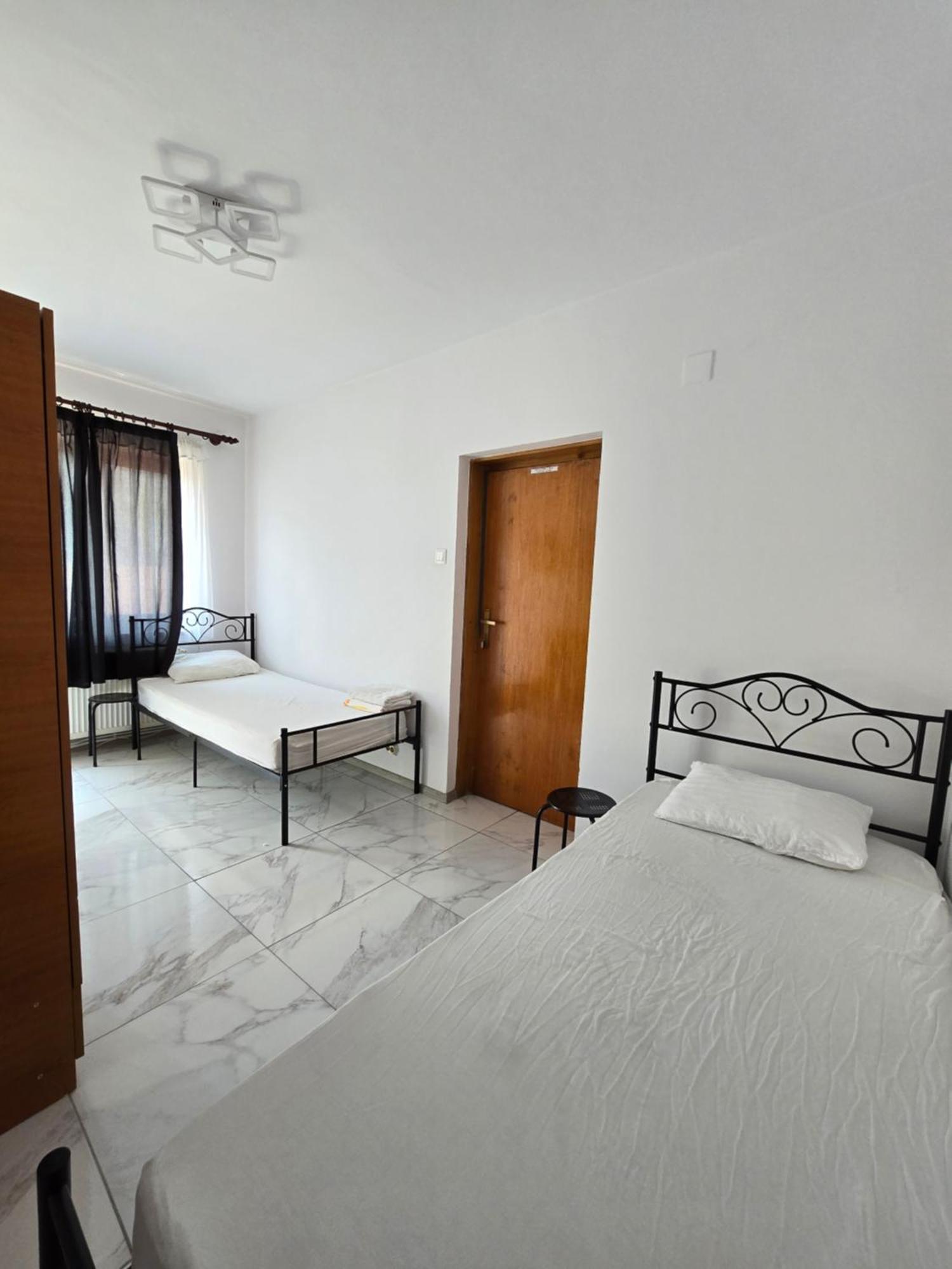 Z Villa Bukareszt Zewnętrze zdjęcie